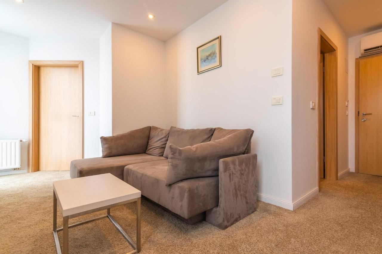 Hotel Park Superior 3* Cakovec Bagian luar foto
