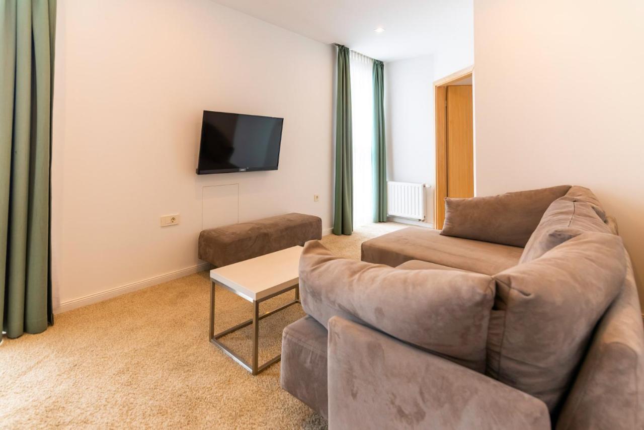 Hotel Park Superior 3* Cakovec Bagian luar foto
